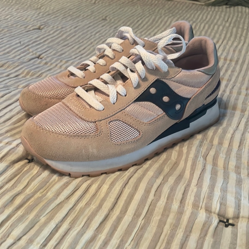 Saucony Tennis Shoes